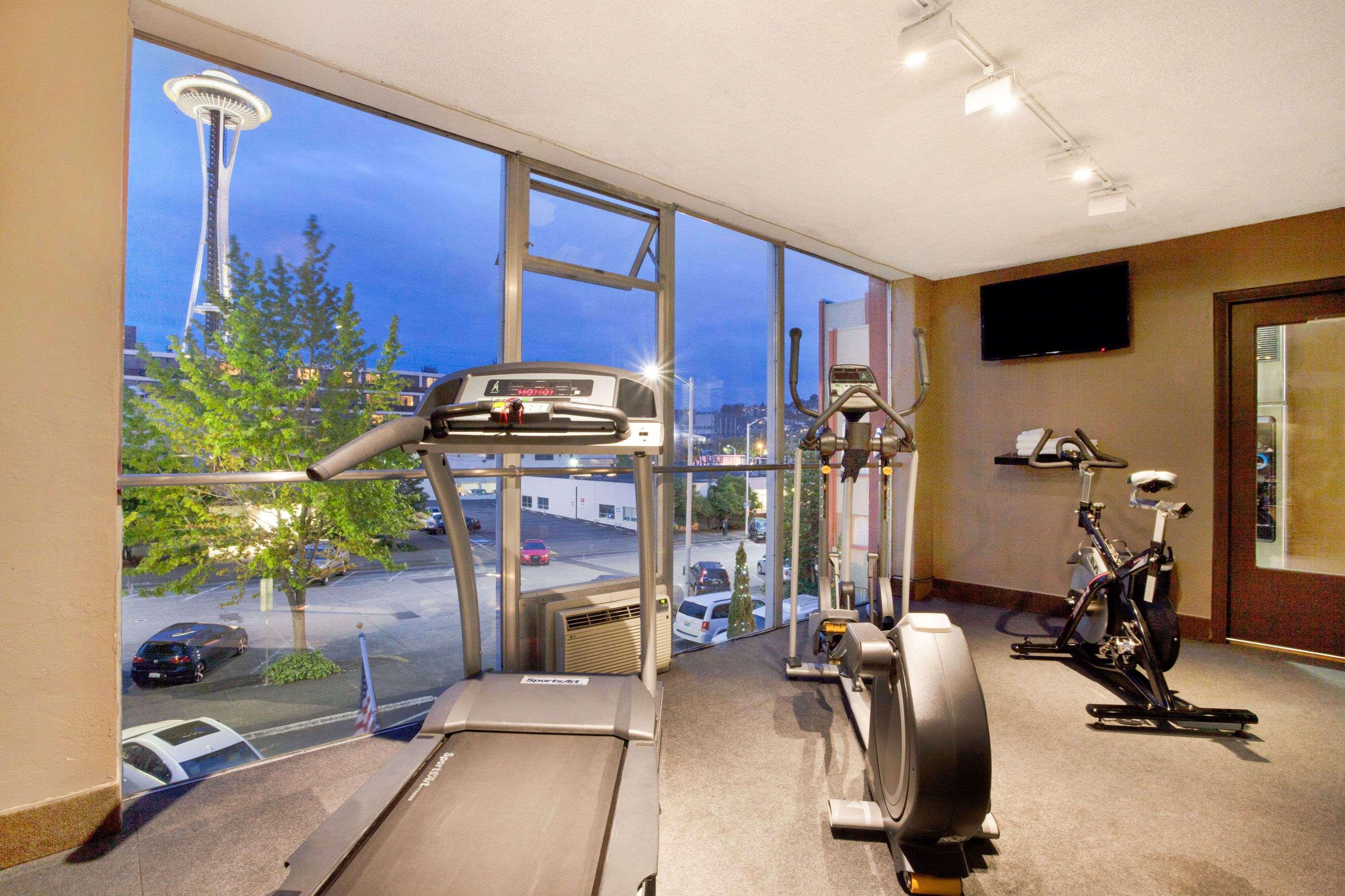 Travelodge By Wyndham Seattle By The Space Needle Экстерьер фото
