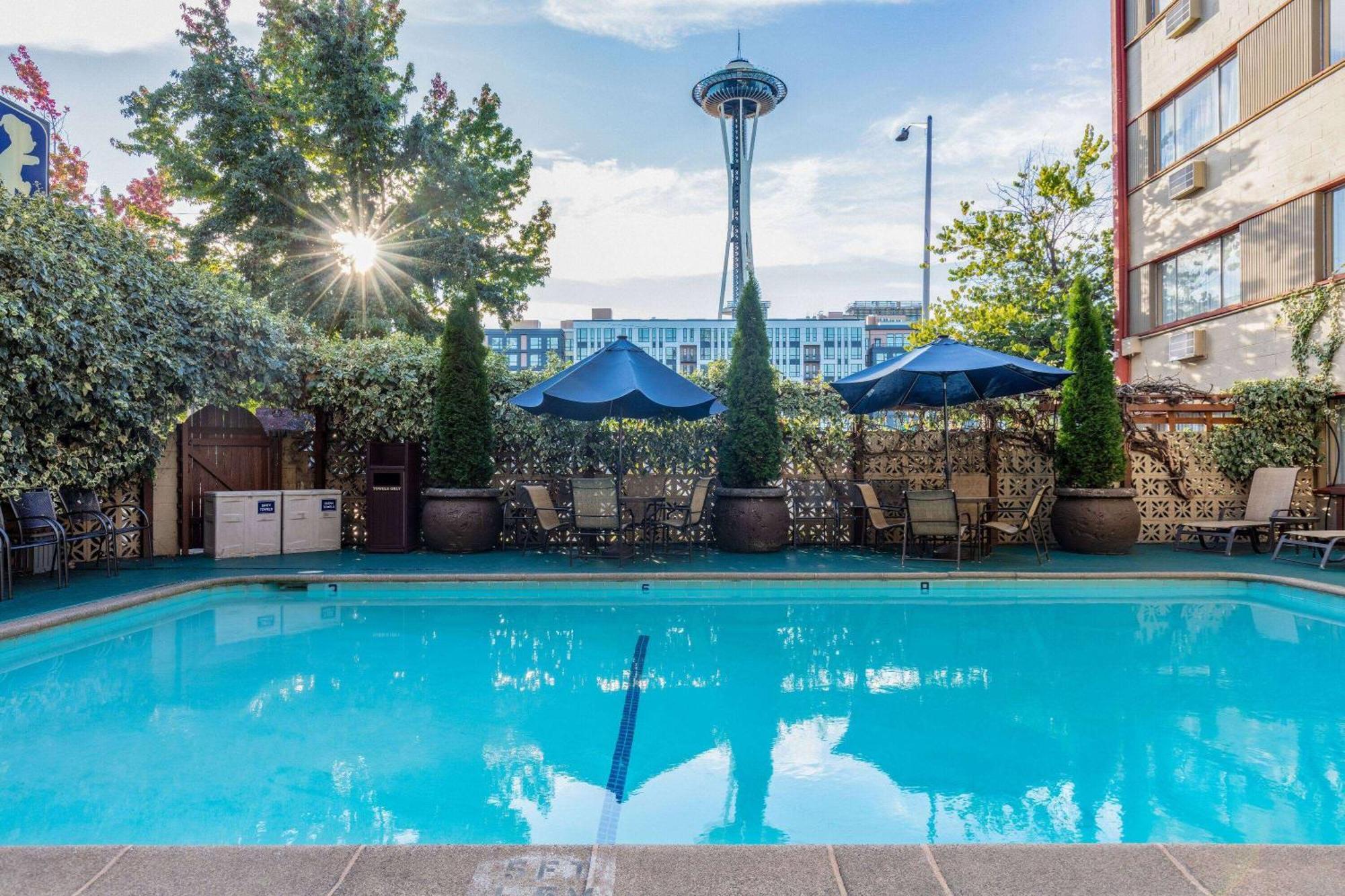 Travelodge By Wyndham Seattle By The Space Needle Экстерьер фото