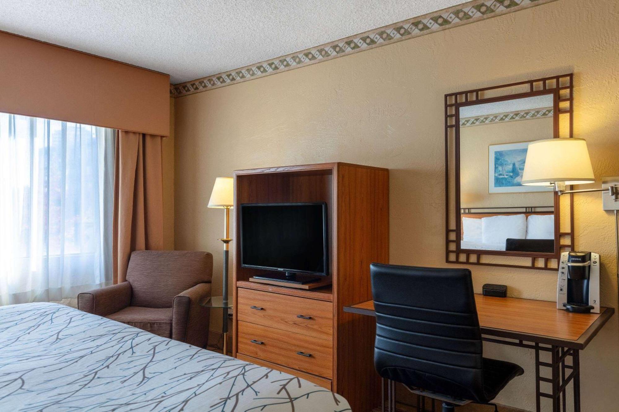 Travelodge By Wyndham Seattle By The Space Needle Экстерьер фото