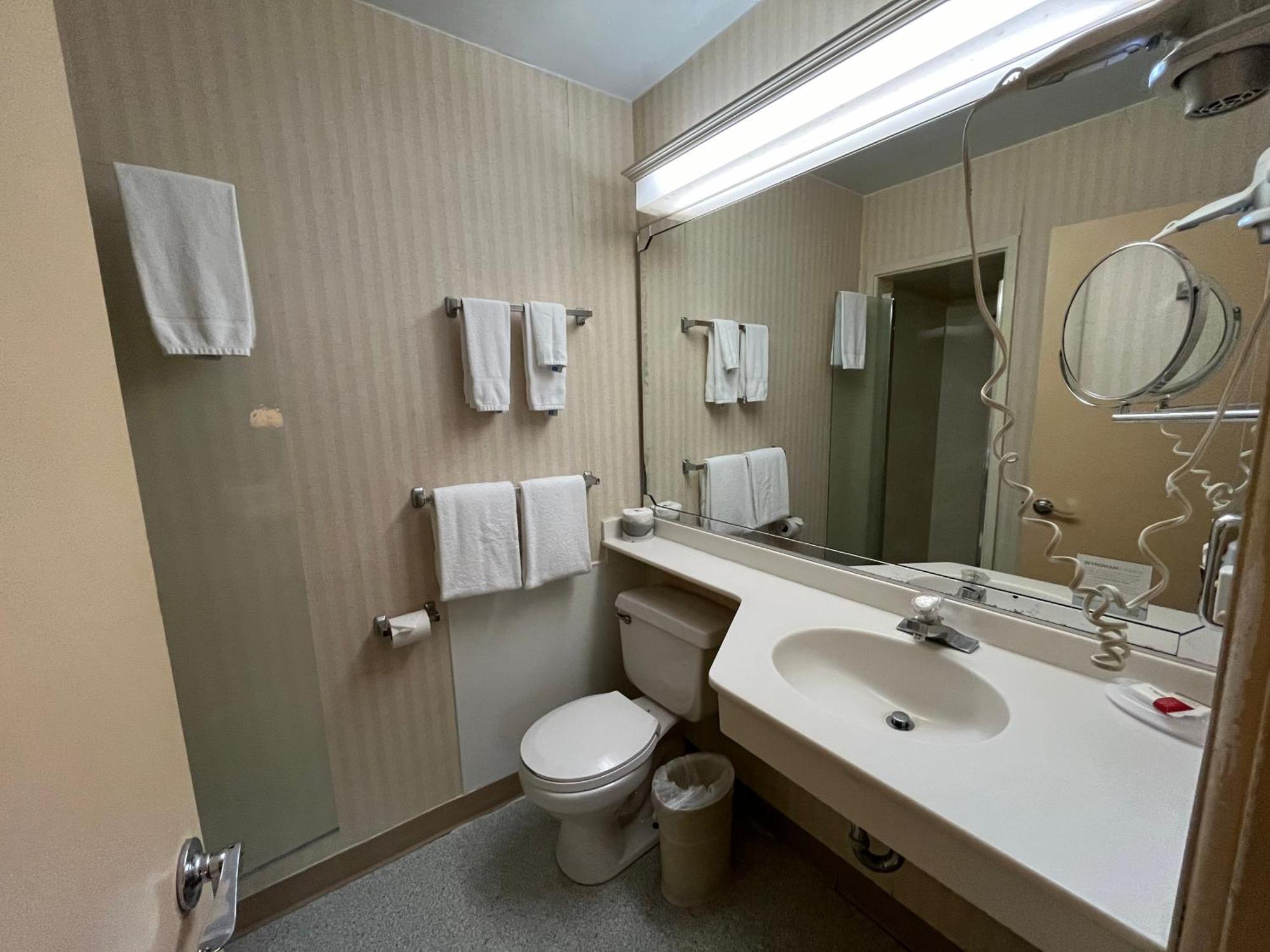 Travelodge By Wyndham Seattle By The Space Needle Экстерьер фото